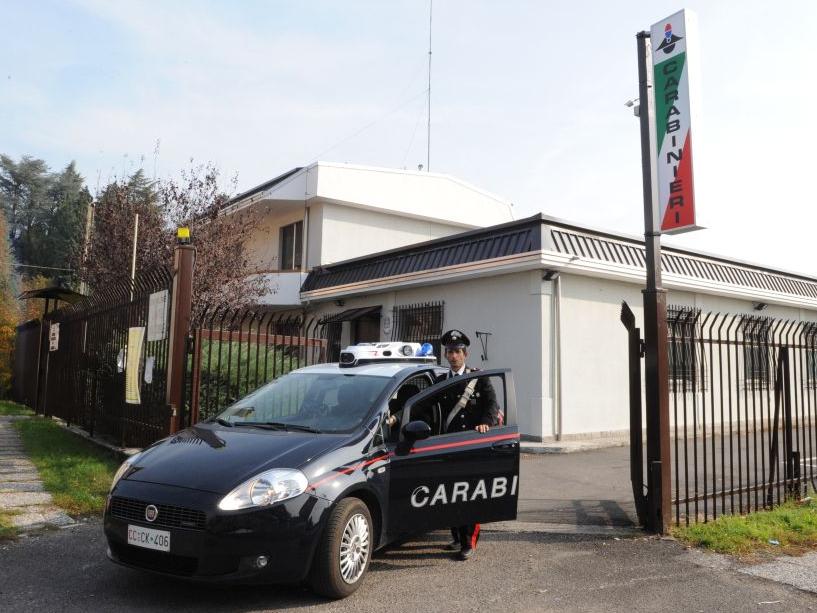 Operazione antidroga dei carabinieri di Tradate (foto Blitz)