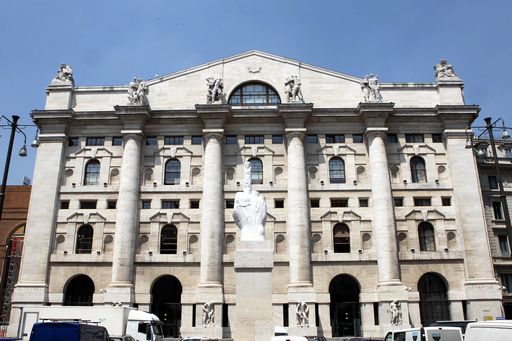 Borsa/ Milano debole chiude in lieve rialzo, Ftse Mib +0,27%