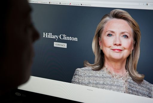 Usa/ Sondaggio: Clinton la più popolare, gradimento Obama in calo