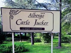 L'ingresso di casa Jucker
