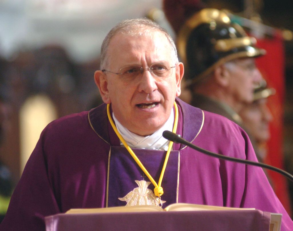 Monsignor Agnesi vescovo