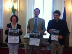 I membri dell'associazione Il Cavedio insieme con l'assessore Longhini alla presentazione del concorso (foto redazione)