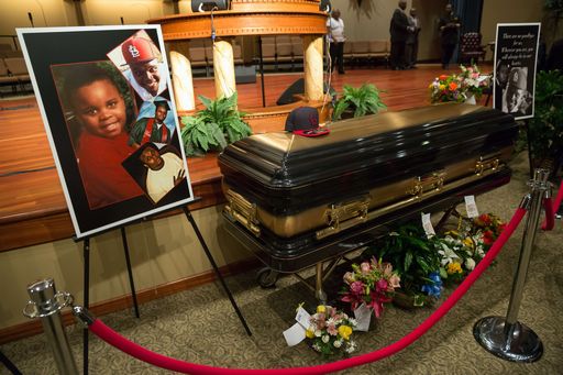 Missouri: una grande folla pacifica ai funerali di Michael Brown