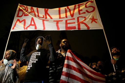 Usa,12enne afroamericano con pistola giocattolo ucciso da Polizia