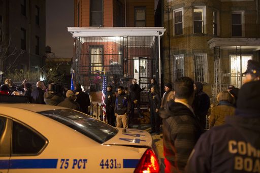 Choc e rabbia a New York dopo l'assassinio di due agenti