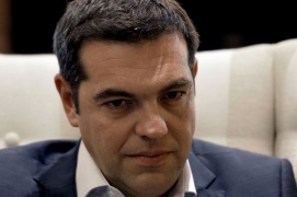 Tsipras presenta a Merkel-Hollande-Juncker proposte greche debito