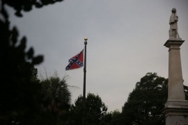Usa, governatore South Carolina: via la bandiera sudista
