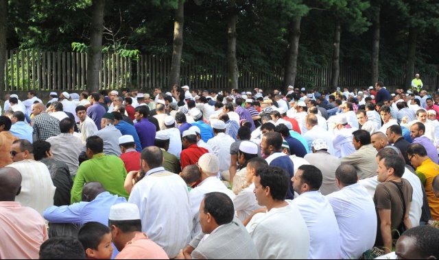 Ramadan, festa per migliaia 