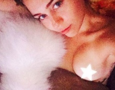Miley Cyrus, buonanotte hot su Instragam per i suoi fans