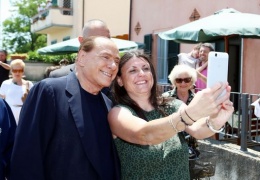 Berlusconi: governo Renzi non può ridurre le tasse, è di sinistra