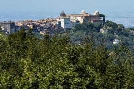Al via il tour delle Ville del Papa a Castel Gandolfo in treno