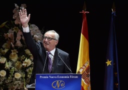 Juncker convoca un minivertice Ue-Balcani per emergenza migranti