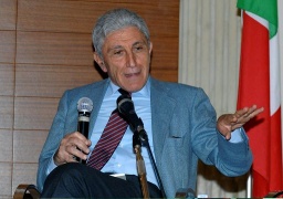Bassolino: a Napoli senza le primarie Pd non arriva a ballottaggio