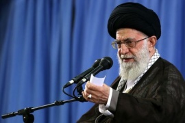 Iran, ayatollah Khamenei denuncia la 