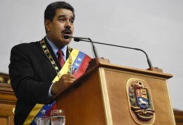 Venezuela, Maduro riconosce: situazione economica 