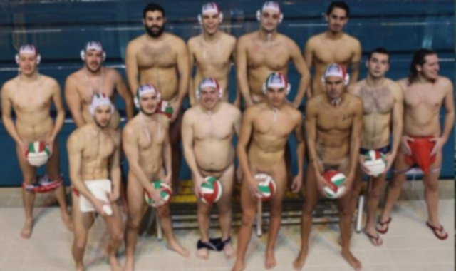 Il Varese Master Team in versione “a luci rosse”