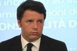 Renzi: fare ogni sforzo per compromesso che tenga Gb in Europa