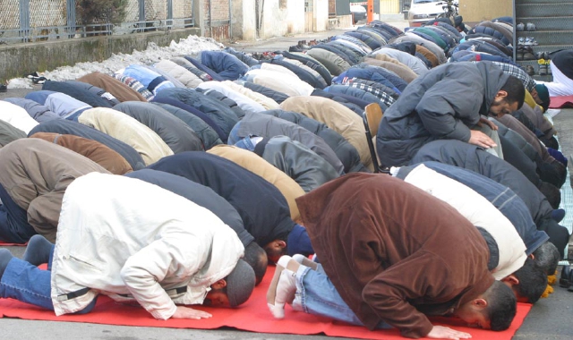 Gallarate attende la moschea (Foto Archivio)