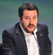 Salvini all'attacco: 