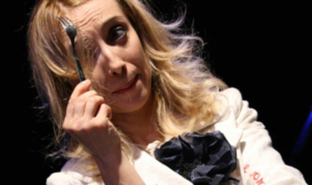Alda Merini raccontata «Senza filtro» da Eccentrici Dadarò