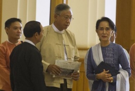 Myanmar, Htin Kyaw, alleato di Aung San Suu Kyi, eletto presidente