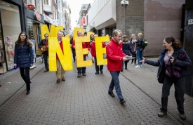 Referendum in Olanda su accordo Ue-Kiev, euroscettici in vantaggio