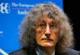 M5s piange Casaleggio, ecco chi era il cofondatore con Grillo