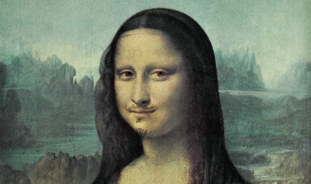 Particolare della «Gioconda» di Leonardo da Vinci con barba e baffi di Marcel Duchamp (1919/64)