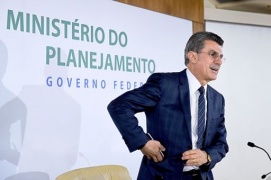 Brasile: governo nel caos, lascia ministro per scandalo corruzione