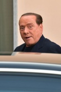 Per Berlusconi operazione normalità. Torna vecchio cerchio magico