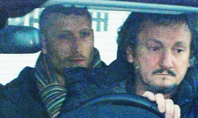 Alessandro Lorena nell’auto dei carabinieri dopo l’arresto