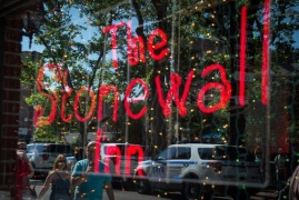 Obama: Stonewall Inn monumento nazionale. Primo a movimento LGBT