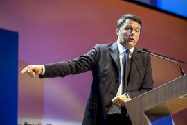 Riforme, Renzi: referendum entro la fine di ottobre