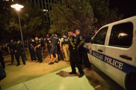Dallas, capo polizia: un sospetto dice di aver messo delle bombe