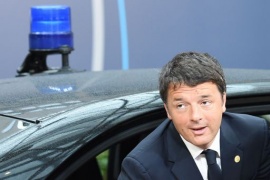 Renzi: no a golpe ma Turchia uccide futuro arrestando professori