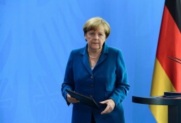 Strage Monaco, Merkel: garantiremo a tutti sicurezza e libertà