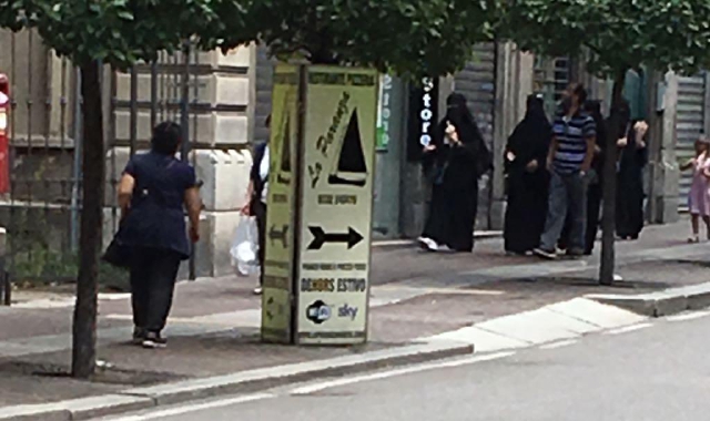 «Il burqa? Lecito»