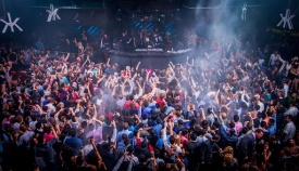 Rimini, 17enne violentata in discoteca: video amiche su WhatsApp