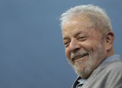 Brasile, Lula si difende: procura vuole distruggermi politicamente