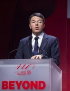 Ponte sullo Stretto, Renzi sfida imprenditori: governo è pronto