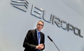 Europol: in crescita abusi sessuali su bambini in live streaming
