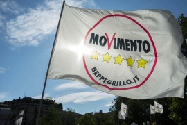 Referendum, M5s: ormai evidente la schizofrenia di Renzi