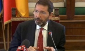 Roma, caso scontrini: pm chiede 3 anni per ex sindaco Marino