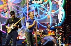 Coldplay, in vendita ticket truffa ipotetico concerto a Milano