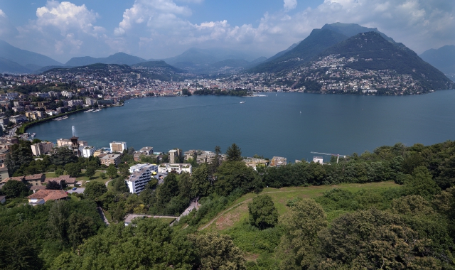 Porto Ceresio-Lugano sul battello