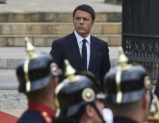 Pensioni, Renzi: 7 mld in tre anni per quattordicesima e Ape