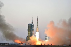 Cina alla conquista dello spazio: mandati in orbita 2 astronauti