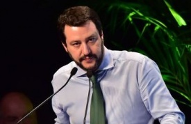Migranti,Salvini:invito sindaci e cittadini a ribellione pacifica