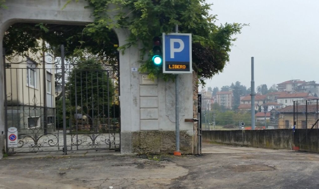 L’ingresso del parcheggio (Foto Red.)