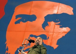 Castro, la morte del Leader Maximo divide il mondo